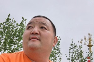 为梦想拼搏的少年（用坚定的心态、刻苦的努力实现梦想）