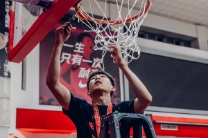 相信自己，加油！（一个小女孩的成长故事）