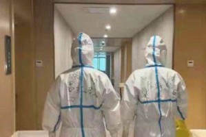 一份力量，一份坚守（勇敢女孩的梦想之路）