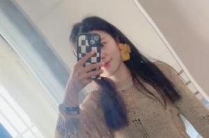 精神抖奋，是获得成功的基石（一位普通人如何在面对巨大挑战时，通过精神抖奋，克服种种困难）