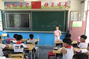 爱在心中，世界温暖（一声问候，一份关爱）