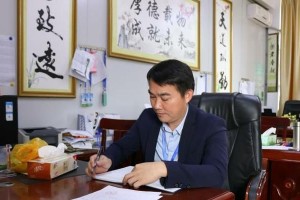 指导有方，小学生快乐成长（用心引导孩子，创造美好未来）
