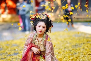 陪伴左右（一个少年与他的狗）