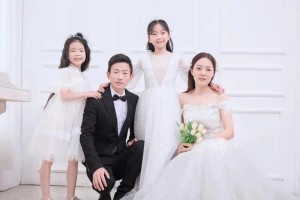 一个人的季节之旅（一个人的季节之旅）