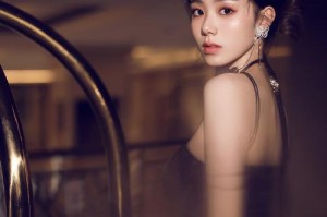 我的成长经历——青春年华的点滴进步（勤学、拼搏、努力，成就我）
